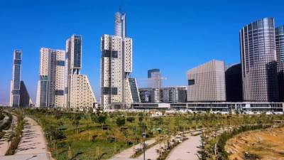 الجزار: 90 % نسبة تنفيذ أكبر حديقة مركزية فى الشرق الأوسط وثانى أكبر حديقة على مستوى العالم بالعاصمة الإدارية الجديدة