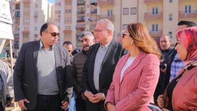 رئيس صندوق التنمية الحضرية يتفقد الأعمال الجارية بسوق الجمعة الحضارى  بدمياط