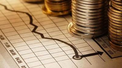 خبير اقتصادي: أزمة الديون حول العالم تصل إلى 300 تريليون دولار