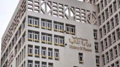 الحكومة تنفي تحصيل ضرائب على حسابات المصريين بالخارج المستوردين للسيارات