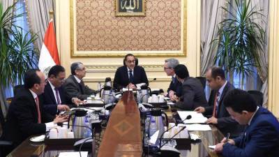 رئيس الوزراء يتابع موقف تنفيذ مشروعات شركة "سكاتك النرويجية" في مصر