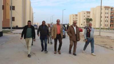 رئيس جهاز  العاشر يتفقد وحدات  «سكن كل المصريين» بشرق حي الأندلس والحي الـ12