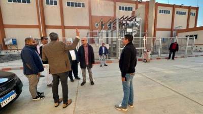 الإسكان: إطلاق التيار الكهربائي لتغذية منطقة المطورين الجنوبية بالعاشر من رمضان 