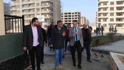 مساعد وزير الإسكان يتفقد الموقف التنفيذي لوحدات "سكن كل المصريين" بمدينة 6 أكتوبر