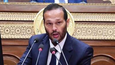 رئيس لجنة الصناعة بالشيوخ: مشاركة الرئيس السيسى فى قمة أبو ظبى تعكس حرص الدولة المصرية على تعزيز العمل العربى المشترك 