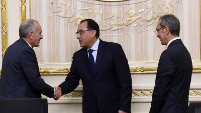 مدبولي يشهد توقيع مذكرة تفاهم مع فلسطين في مجال تكنولوجيا المعلومات والاتصالات والبريد