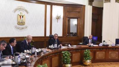 «مدبولى» يتابع الموقف التنفيذي لمشروعي القطار الكهربائي الخفيف والمونوريل  داخل نطاق العاصمة الإدارية الجديدة