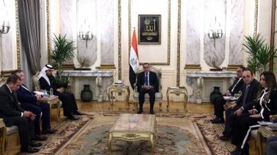 باستثمار أجنبي مباشر.. رئيس الوزراء يتابع موقف مشروع مجمع العلمين للتكرير والبتروكيماويات