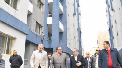 وزير التنمية المحلية يتفقد عمارات  الإسكان الاجتماعي  بالغربية 