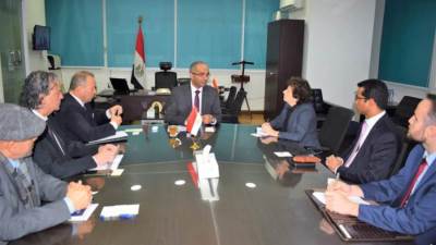 نائب وزير الإسكان يؤكد أهمية توطين صناعة مكونات محطات التحلية محلياً