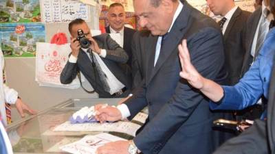 «آمنة» يوجه بحملات مكثفة على كافة منافذ معرض «أهلا رمضان» للتأكد من عدم المغالاة فى الأسعار 