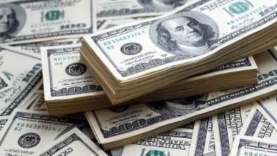 سعر الدولار اليوم الجمعة مقابل الجنيه الآن في البنوك المصرية