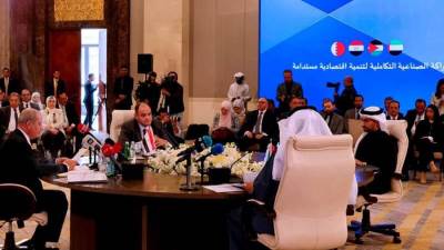 بـ 2 مليار دولار .. مصر توقع شراكات صناعية مع الإمارات والبحرين والأردن