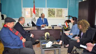 نائب وزير الإسكان  يلتقى ممثلي البنك الدولي لاستعراض مشروعات قطاع المياه والصرف