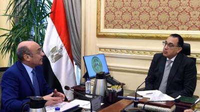 رئيس الوزراء يلتقى وزير العدل لمتابعة معدلات تنفيذ قرارات اللجنة الوزارية لفض منازعات الاستثمار