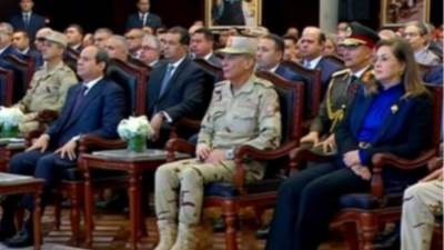 «السيسي»خلال افتتاحه مجمع مصانع الأسمدة: الدولة أنشأت 30 محطة رفع مياه لخدمة الدلتا الجديدة 