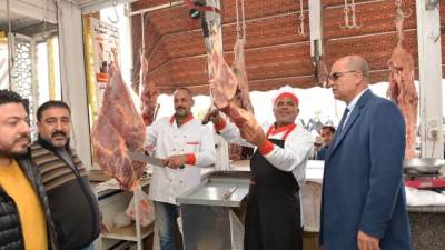 محافظ الدقهلية: تخفيض أسعار اللحوم إلى 150 جنيها في مختلف منافذ المحافظة