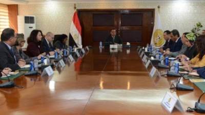 هشام آمنة:نتطلع للتعاون مع البنك الدولى في تطوير الأداء بالإدارة المحلية بالمحافظات