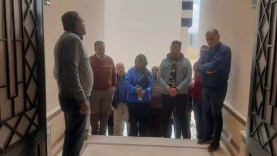 مسئولو " الإسكان " في جولة تفقدية لوحدات سكن كل المصريين  بالعبور الجديدة