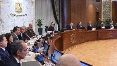  20% زيادة فى دعم السلع التموينية و24% للمواد البترولية .. «الوزراء» يوافق على موازنة العام المالي المقبل