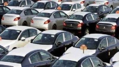 الحكومة تجري تعديلات جديدة لقانون استيراد سيارات المصريين بالخارج 