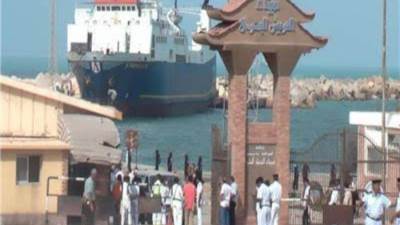 إغلاق ميناء العريش البحري لليوم الثاني بسبب الظروف الجوية غير المستقرة