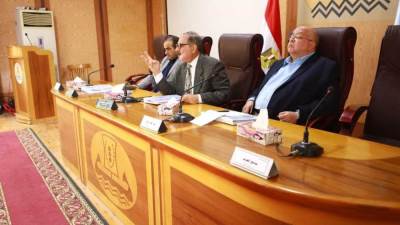 محافظ كفر الشيخ يوجه باستمرار الحملات على الأسواق وازالة التعديات