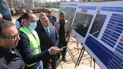 وزير النقل يتفقد مواقع العمل بمشروع توسعة المسافة من بنها  إلى المنصورة