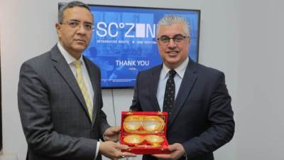 اقتصادية قناة السويس:جولات ترويجية مكثفة لطرق أبواب الاستثمارات الأجنبية