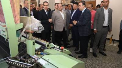 بالصور .. وزير الصناعة ومحافظ الغربية يتفقدان مجمع الصناعات النسيجية والمنطقة الصناعية القديمة بالمحلة الكبرى