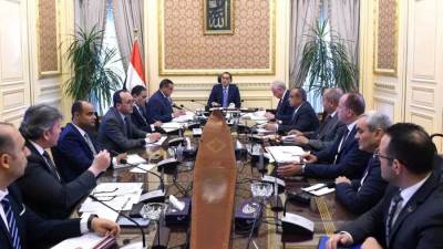 رئيس الوزراء يتابع الموقف التنفيذي للمشروعات التنموية والخدمية الجاري تنفيذها في محافظة جنوب سيناء