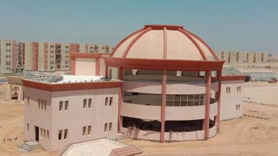 «الإسكان»: ارتفاع معدلات تنفيذ مشروعات الخدمات والطرق والمرافق الجارية بالعاشر من رمضان