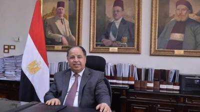 «المالية»: انتهينا من الإفراج عن ٨٠٠ سيارة مستوردة للمصريين بالخارج