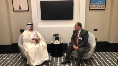 وزير المالية فى لقائه مع نظيره القطرى:   تعزيز التعاون المالى والضريبي والجمركي بين مصر وقطر