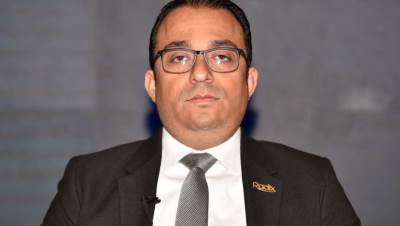 أكرم الشيخ: ضرورة السماح بتمويل الوحدات تحت الإنشاء وفق ضوابط محددة