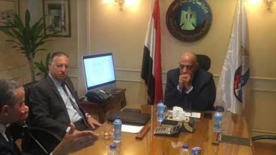 وزير قطاع الأعمال: لدينا اقتصاد قوي قادر على مواجهة الأزمات