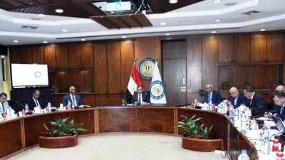 «الملا»:البدء فى تنفيذ مشروع مجمع إنتاج السيليكون بالعلمين الجديدة