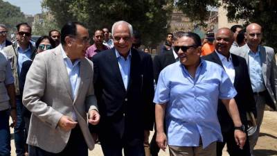 خلال جولته لمشروعات «حياة كريمة».. مدبولي: توجيهات رئاسية بمتابعة سير المشروعات للانتهاء منها وتشغيلها في أسرع وقت