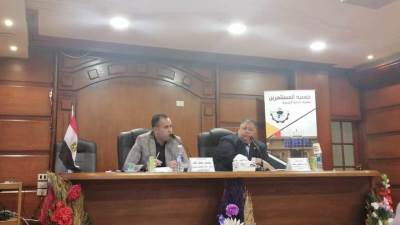 رئيس جهاز دمياط الجديدة يلتقي رئيس جمعية المستثمرين لبحث سبل دعم الصناعة والاستثمار بالمدينة