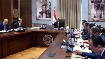 «مدبولي» يُوجه بالتوسع في تصنيع العدادات مسبوقة الدفع والذكية محليًا