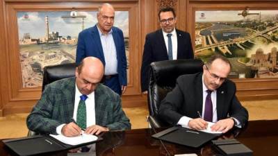 شركة المقاولون العرب و «فاركو إنترناشيونال»  يوقعان عقد إنشاء مصنع للأدوية بالسعودية بقيمة 155مليون ريال