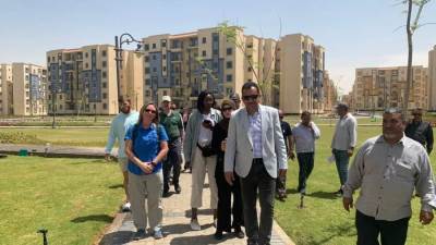 «الإسكان»:وفد من جامعة ألاباما الأمريكية يزُور مدينة حدائق العاصمة.. ويتفقد مشروعاتها