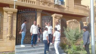 وزير الإسكان يُصدر 3 قرارات لإزالة مخالفات بناء بالساحل الشمالي الغربي والعاشر من رمضان