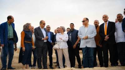 وزيرة البيئة تبدأ جولتها بمحافظات الصعيد بتفقد المشروعات البيئية بشركة أسيوط لتكرير البترول