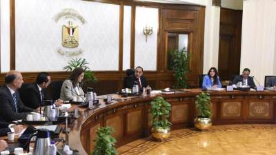 رئيس الوزراء يُتابع موقف طرح عدد من الأصول العقارية بالعاصمة الإدارية والعلمين الجديدة للقطاع الخاص 