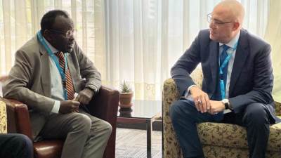 وزير الإسكان يعرض التجربة العمرانية المصرية على نظيره الصومالي خلال مشاركته بالجمعية العامة لبرنامج الأمم المتحدة