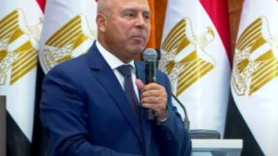 وزير النقل: السيسي وجه بأن تكون مصر مركزا للتجارة العالمية واللوجيستيات