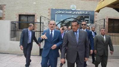 وزير التنمية المحلية ومحافظ كفر الشيخ يتفقدان المركز التكنولوجي لخدمة المواطنين بالديوان العام