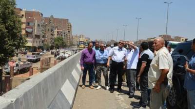 محافظ الجيزة يعاين عدداً من النماذج لطلاء العقارات بالطريق الدائري بالطالبية
