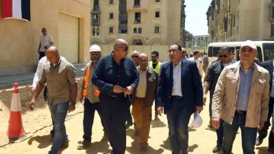 رئيس الوزراء يتفقد مشروع تطوير منطقة الطيبي «روضة السيدة ٢» بحي السيدة زينب الجاري تطويرها